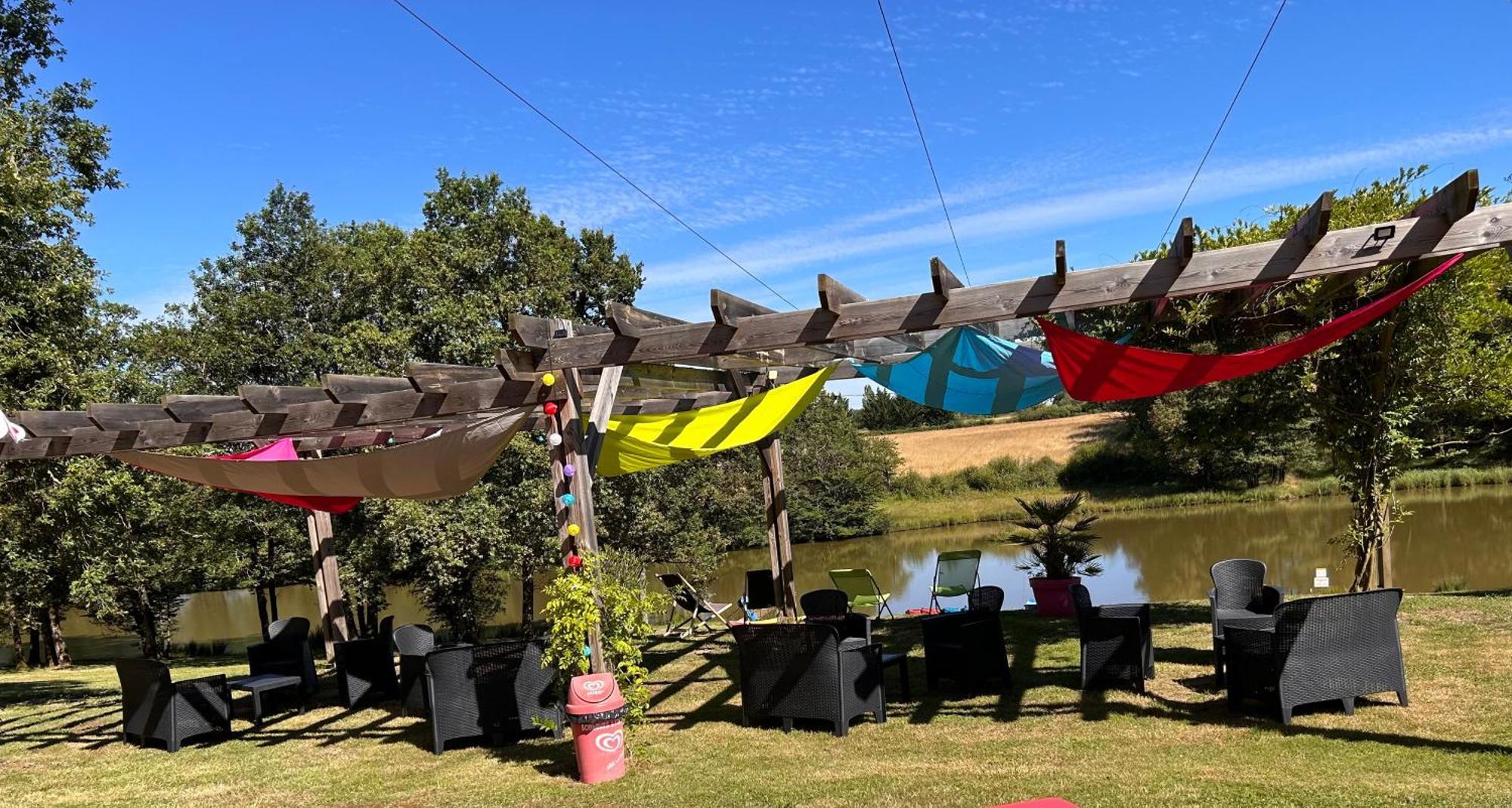 Camping Les Petites Minaudieres Coussay-les-Bois Eksteriør billede
